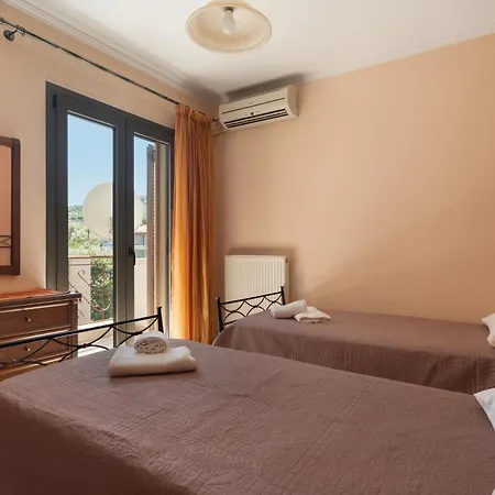 Apartment Lakis Superior *