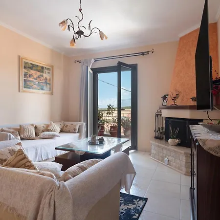 Lakis Superior Apartment *
