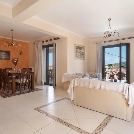 Appartement Lakis Superior Spartokhórion